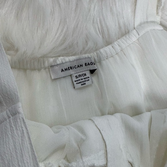 American Eagle Ruffle Top - Picture 5 of 7